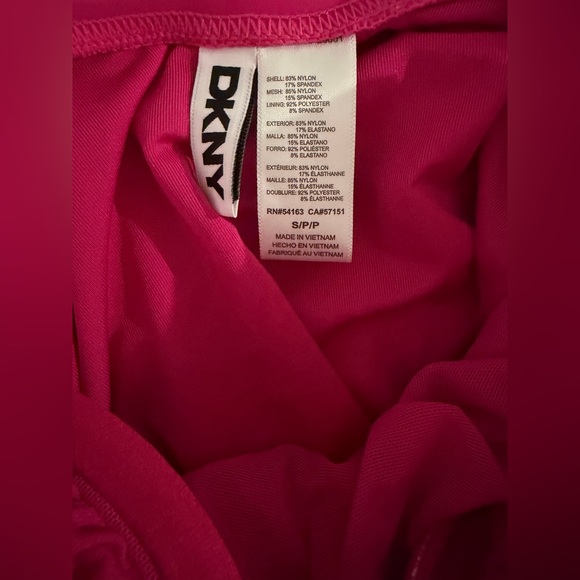 DKNY Womens Ruffle V-Neck One Piece Swimsuit with Tummy Control Size S NWT - Picture 10 of 11